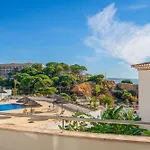 Apartman Bright 2br With Pool Near By Lovelystay
