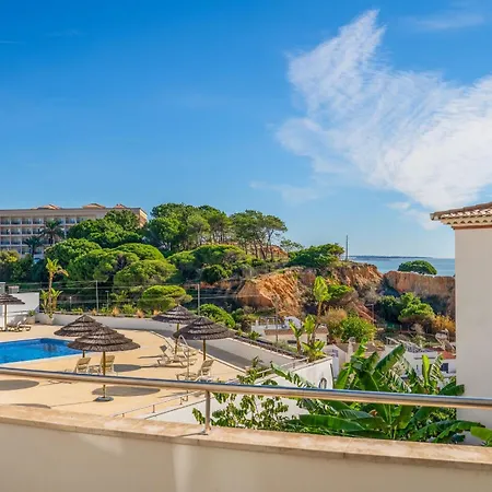 Διαμέρισμα Bright 2br With Pool Near By Lovelystay