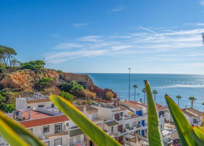 Apartment Bright 2br With Pool Near By Lovelystay Albufeira
